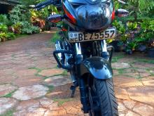 https://riyasewana.com/uploads/bajaj-pulsar-180-89534619705.jpg