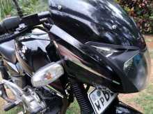 https://riyasewana.com/uploads/bajaj-pulsar-180-915003713092.jpg