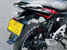 https://riyasewana.com/uploads/bajaj-pulsar-180-94362713324.jpg