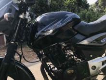 https://riyasewana.com/uploads/bajaj-pulsar-180-98393624961.jpg