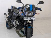 Bajaj Pulsar 180 2016 Motorbike