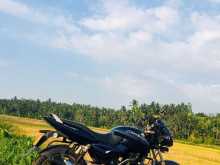 https://riyasewana.com/uploads/bajaj-pulsar-180cc-51946584583.jpg