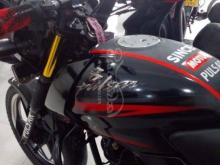 https://riyasewana.com/uploads/bajaj-pulsar-1894409493225.jpg