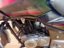 https://riyasewana.com/uploads/bajaj-pulsar-191017106834.jpg