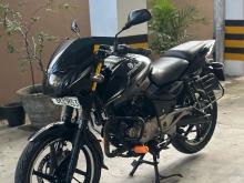 Bajaj Pulsar 180 2016 Motorbike