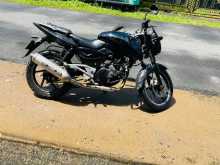 Bajaj Pulsar 200 2008 Motorbike