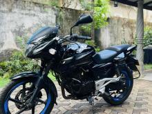 https://riyasewana.com/uploads/bajaj-pulsar-200-1013161224301.jpg
