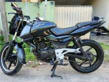 Bajaj Pulsar 200 2009 Motorbike