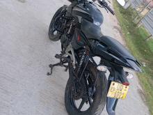 Bajaj Pulsar 200 2009 Motorbike
