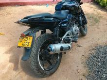Bajaj Pulsar 200 2010 Motorbike