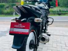 https://riyasewana.com/uploads/bajaj-pulsar-200-121003271903.jpg
