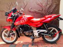 https://riyasewana.com/uploads/bajaj-pulsar-200-1214502013372.jpg