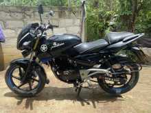 https://riyasewana.com/uploads/bajaj-pulsar-200-1412384222232.jpg