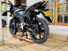 https://riyasewana.com/uploads/bajaj-pulsar-200-1416122413093.jpg