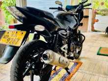 https://riyasewana.com/uploads/bajaj-pulsar-200-1416122413602.jpg