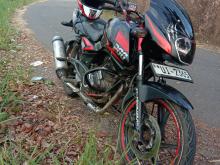 https://riyasewana.com/uploads/bajaj-pulsar-200-169574519572.jpg
