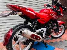 https://riyasewana.com/uploads/bajaj-pulsar-200-1915411313103.jpg