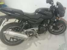 https://riyasewana.com/uploads/bajaj-pulsar-200-21624034212.jpg
