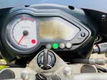 https://riyasewana.com/uploads/bajaj-pulsar-200-2317044219045.jpg