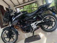 https://riyasewana.com/uploads/bajaj-pulsar-200-2317165024671.jpg