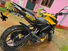 https://riyasewana.com/uploads/bajaj-pulsar-200-2719290713342.jpg