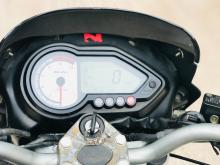 https://riyasewana.com/uploads/bajaj-pulsar-200-311353819876.jpg