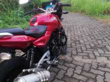 https://riyasewana.com/uploads/bajaj-pulsar-200-510394513212.jpg