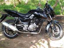 Bajaj Pulsar 200 2010 Motorbike