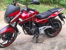 https://riyasewana.com/uploads/bajaj-pulsar-200-883855427315.jpg