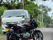 Bajaj Pulsar 180 2016 Motorbike