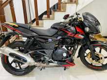 Bajaj Pulsar 200 2009 Motorbike