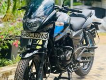 Bajaj Pulsar 2015 Motorbike