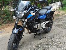 Bajaj Pulsar 220 2012 Motorbike
