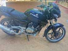 https://riyasewana.com/uploads/bajaj-pulsar-220-111443454992.jpg