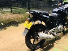 Bajaj Pulsar 220 2012 Motorbike