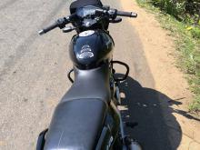 Bajaj Pulsar 220 2011 Motorbike