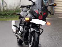 Bajaj Pulsar 220F 2011 Motorbike