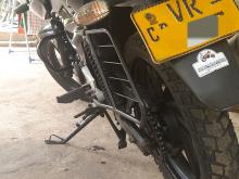https://riyasewana.com/uploads/bajaj-pulsar-220f-2513312319472.jpg