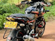https://riyasewana.com/uploads/bajaj-pulsar-220f-816374425002.jpg