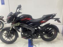 https://riyasewana.com/uploads/bajaj-pulsar-2316465919516.jpg
