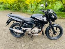 https://riyasewana.com/uploads/bajaj-pulsar-23728406615.jpg