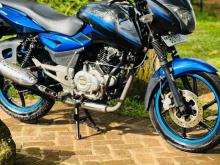Bajaj Pulsar 2015 Motorbike