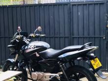 Bajaj Pulsar 2013 Motorbike