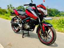 Bajaj Pulsar 2016 Motorbike