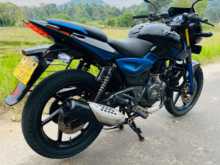 https://riyasewana.com/uploads/bajaj-pulsar-813535913413.jpg