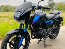 https://riyasewana.com/uploads/bajaj-pulsar-813535913572.jpg