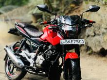 https://riyasewana.com/uploads/bajaj-pulsar-89332019674.jpg