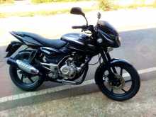 https://riyasewana.com/uploads/bajaj-pulsar-91327324342.jpg