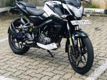 https://riyasewana.com/uploads/bajaj-pulsar-n-1313462719272.jpg