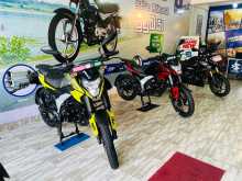 https://riyasewana.com/uploads/bajaj-pulsar-n125-612372313532.jpg